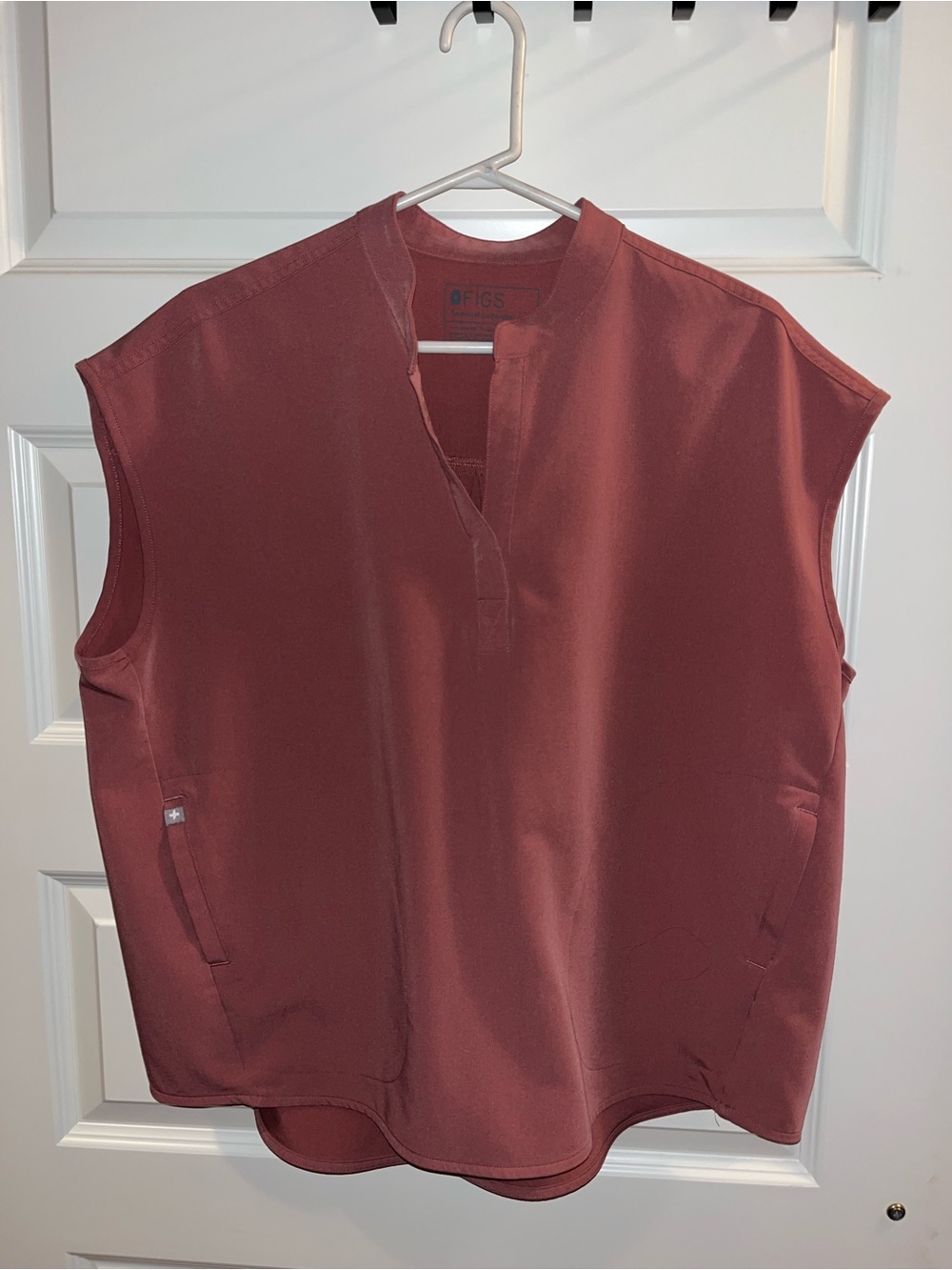 FIGS Women's Rafaela Mauve Large top